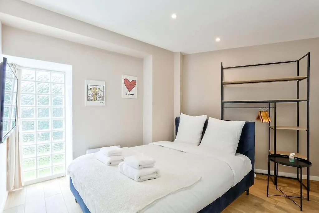 Charme Parisien 4 Personnes, 1 Chambre, 19Eme location