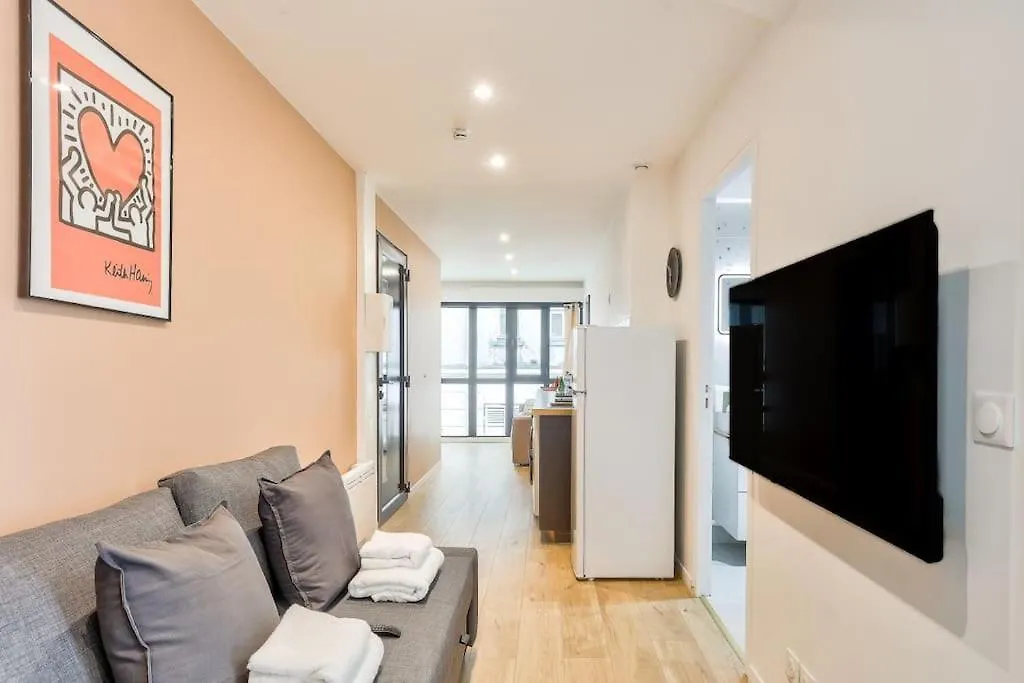 Apartment Charme Parisien 4 Personnes, 1 Chambre, 19Eme France